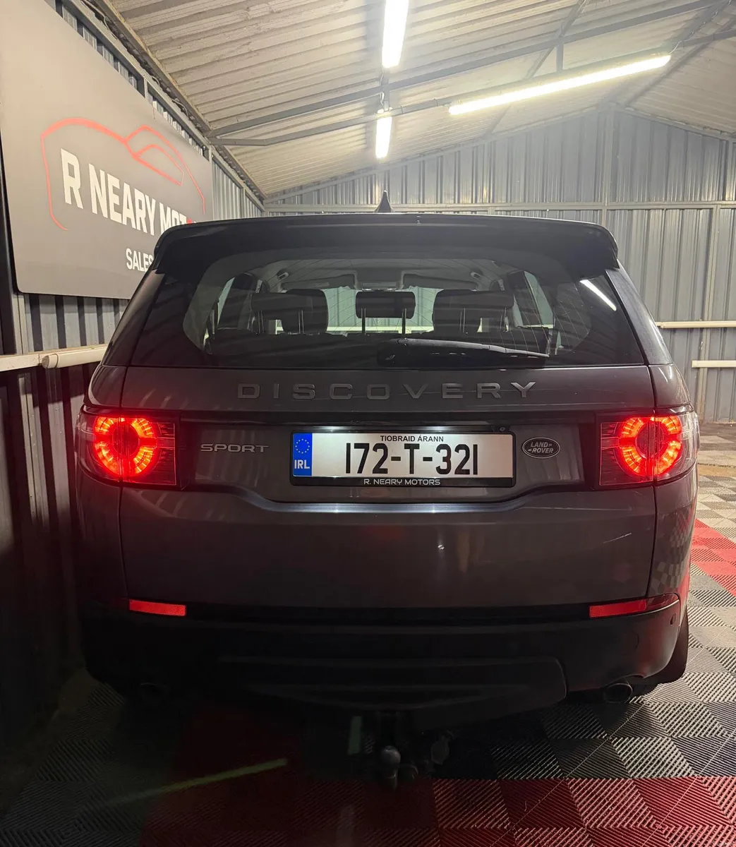 2017 Land Rover Discovery Sport TD4 Auto 7 Seat - Image 2