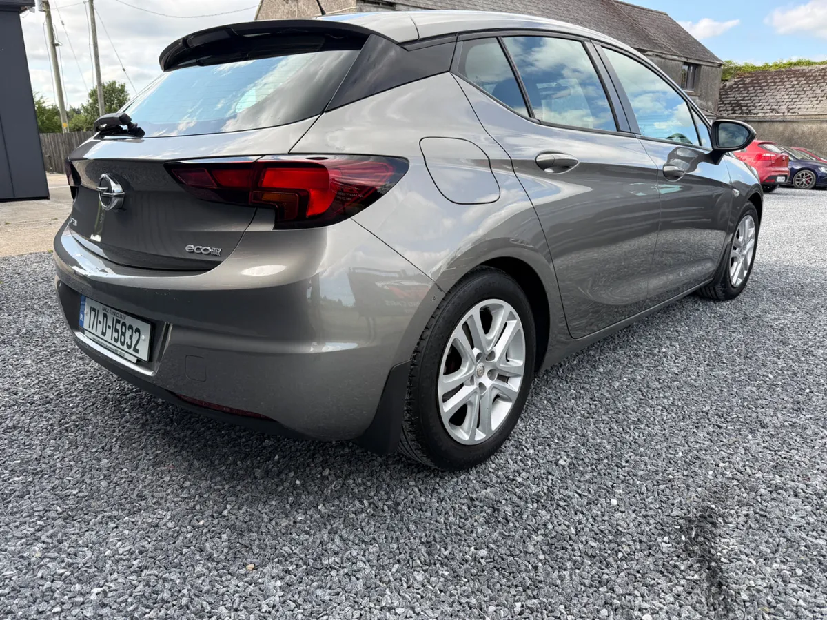 2017 Opel Astra 1.0 Petrol Low Mileage - Image 3