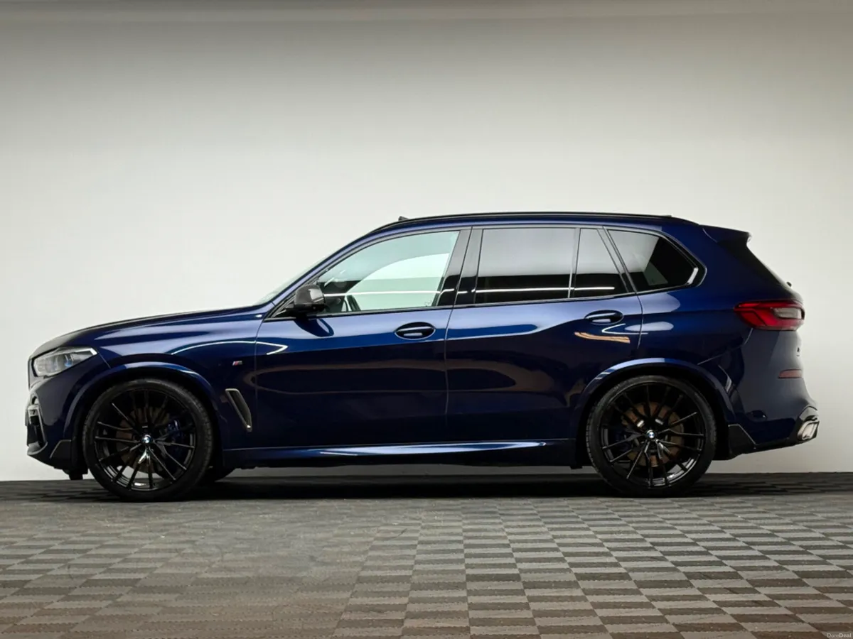 BMW X5 M50D 7 SEATER *HUGE SPEC* - Image 4