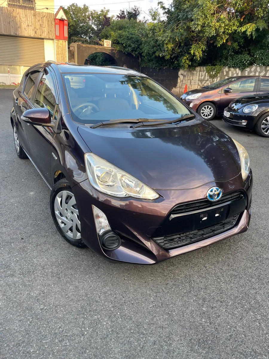 2015 Toyota Aqua hybrid push button 84000 km only - Image 1