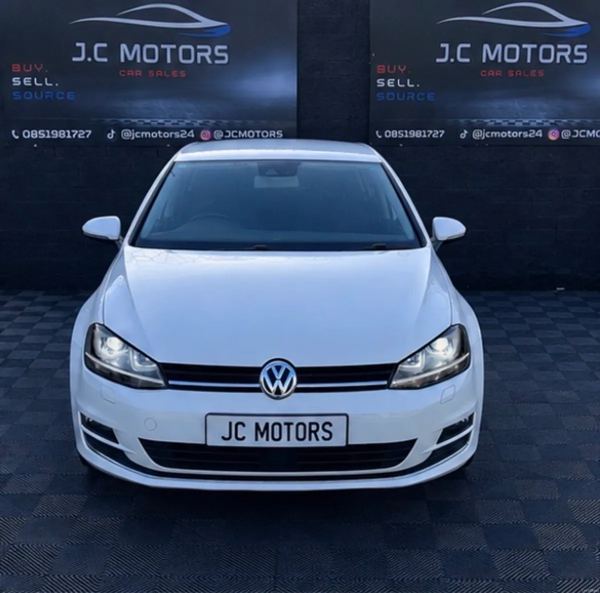 2013 VW Golf Highline (Automatic) - Image 2