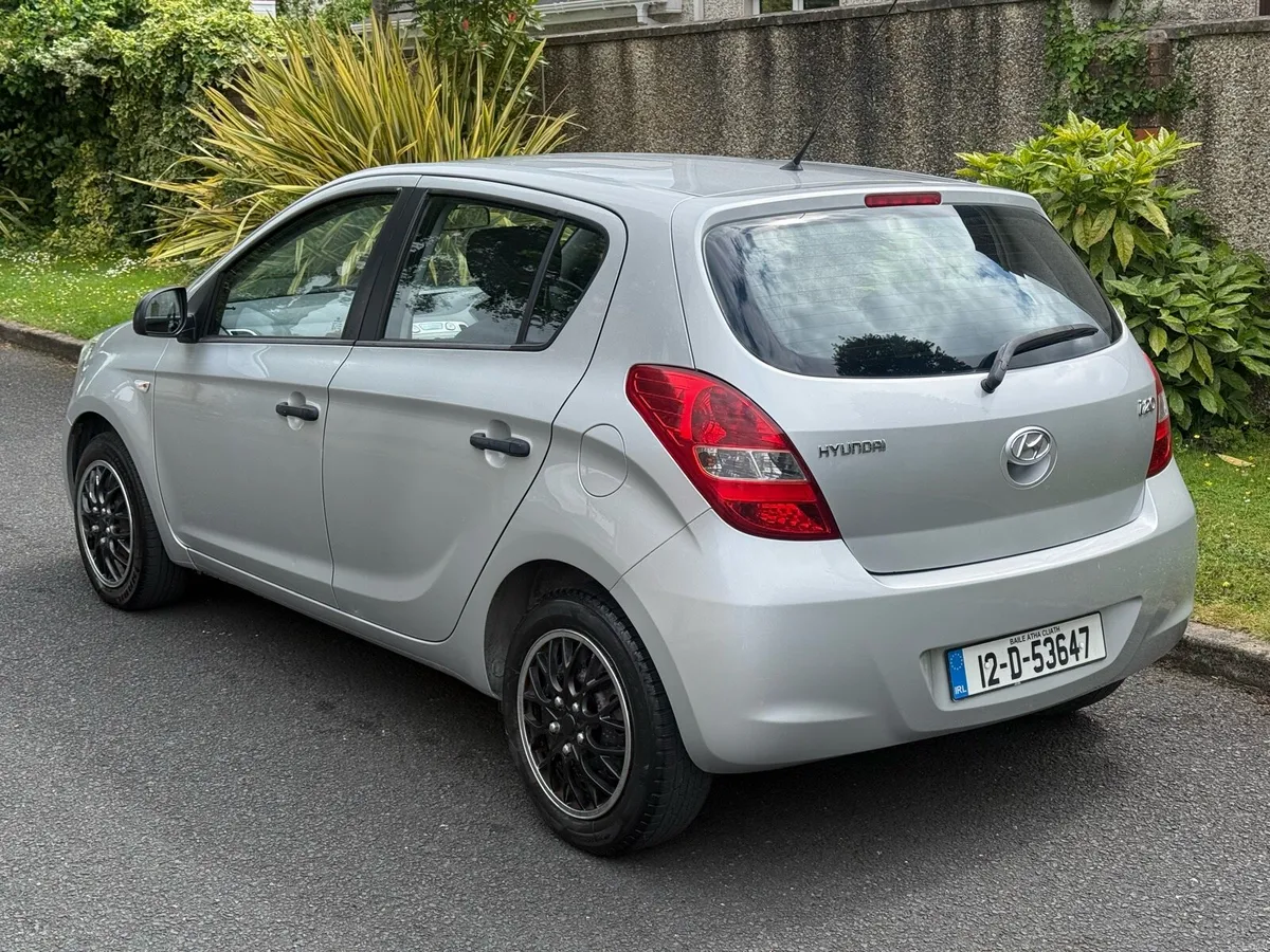 12 Hyundai i20 148k kms NEW NCT 06/27 - Image 3