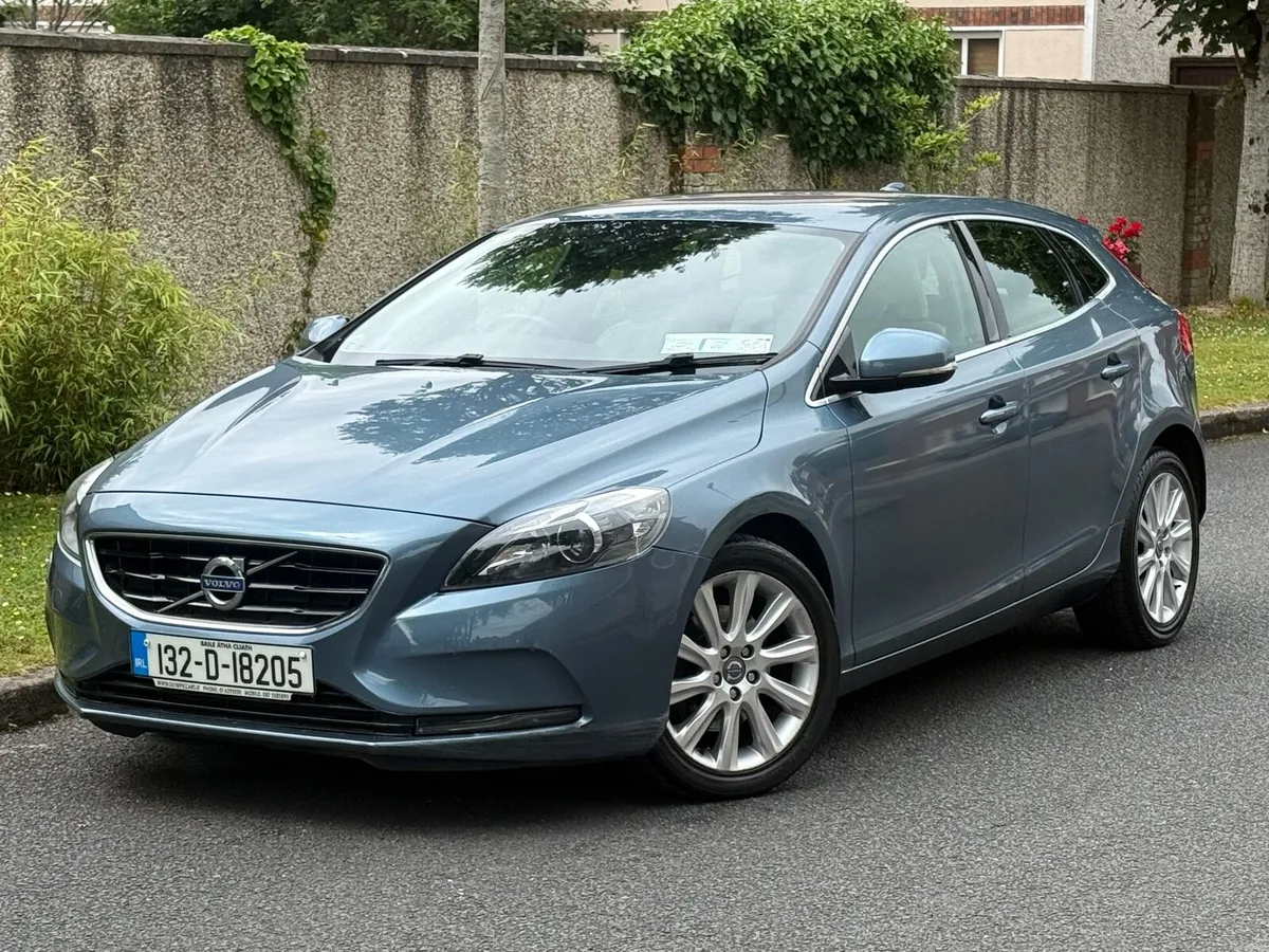 132 Volvo V40 Auto ONLY 83k kms NEW NCT 06/27 - Image 1