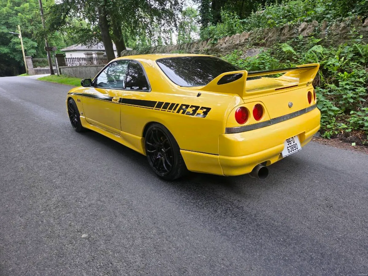 Nissan Skyline - Image 2