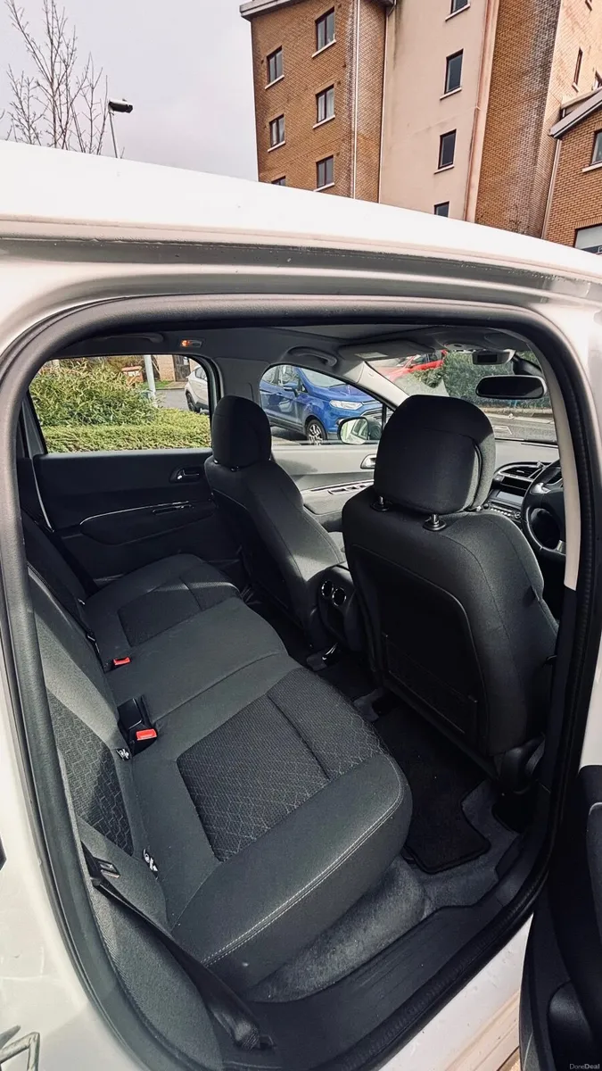 Peugeot 3008 2016 - Image 6