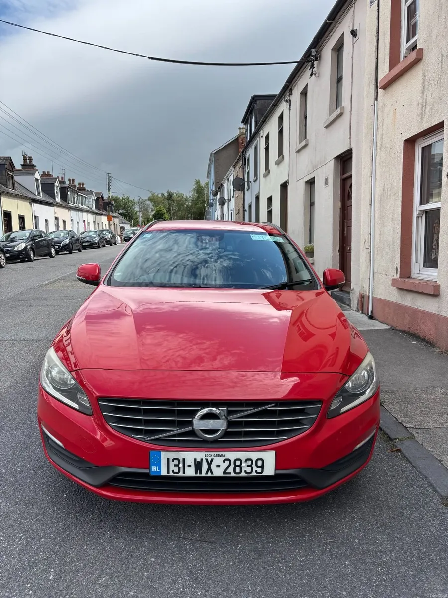 Volvo V60 2013 2.0D D3 Business Edition Mint Con. - Image 1