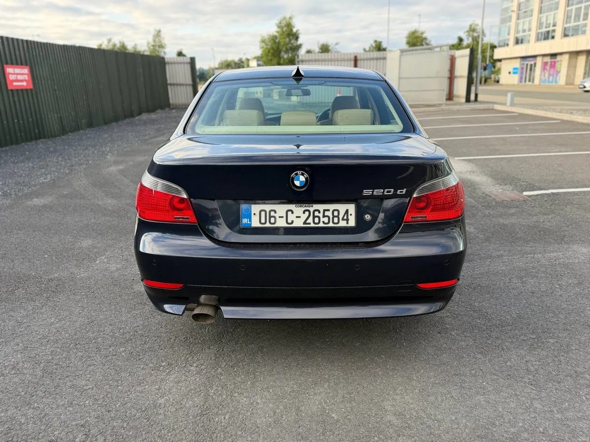 BMW 520D MANUAL - Image 4