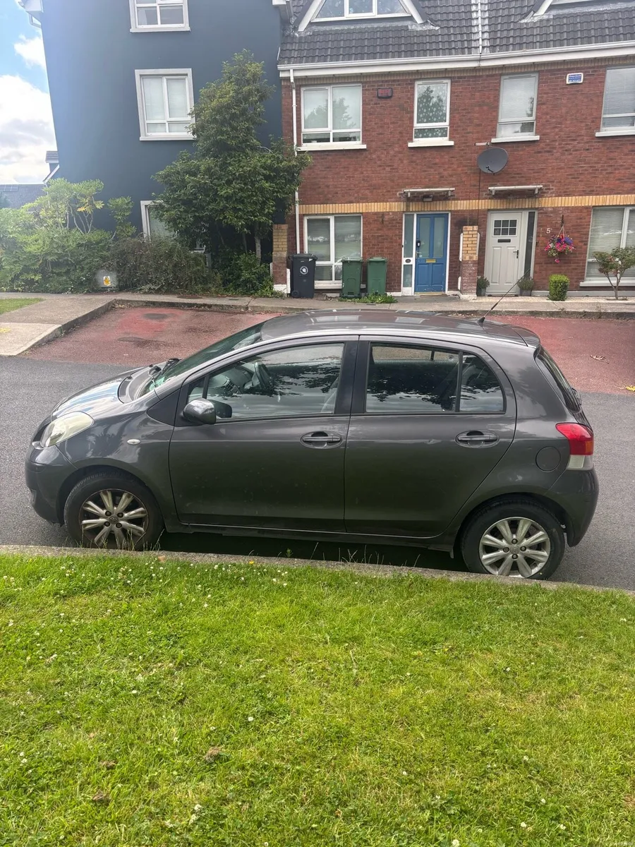 Toyota Yaris - Image 4