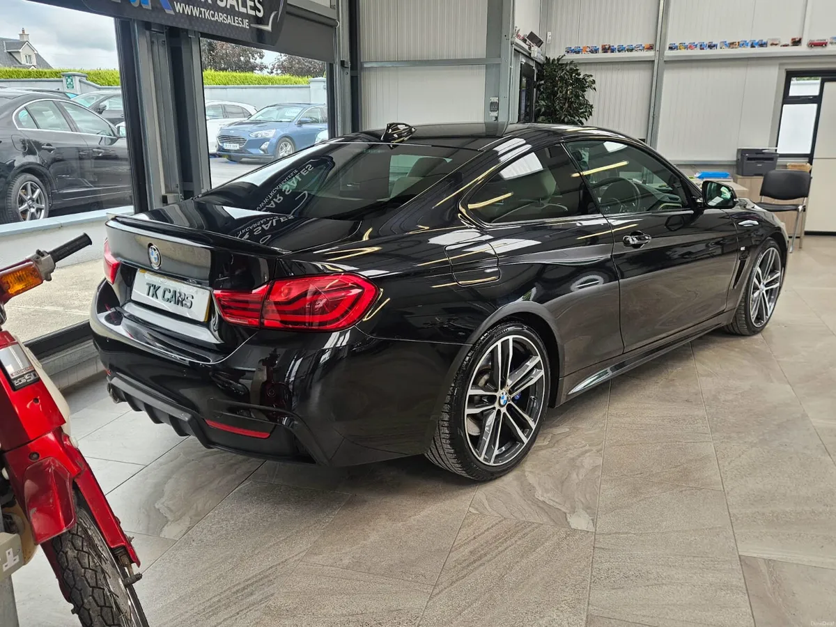 17 BMW 4 SERIES M-SPORT COUPE - Image 3