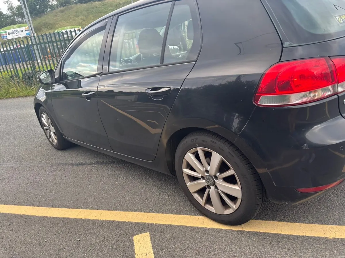 Volkswagen Golf 2011 - Great Condition - Image 3