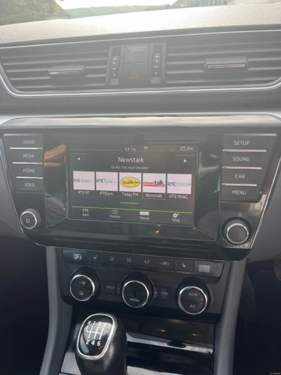 Skoda Superb 2016 Diesel 2.0L Estate - Image 6