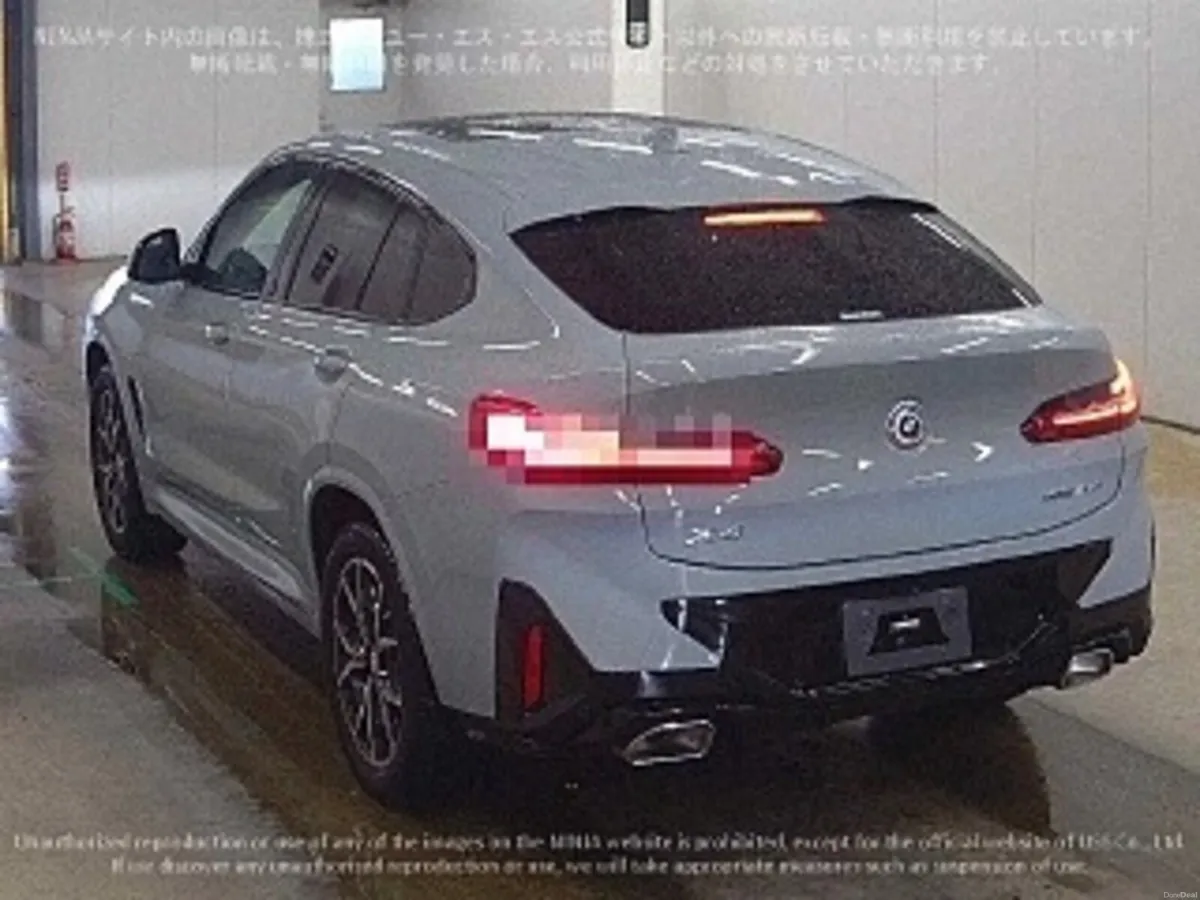 2023 BMW X4 2L Diesel XDrive Lovely Grey Colour - Image 3