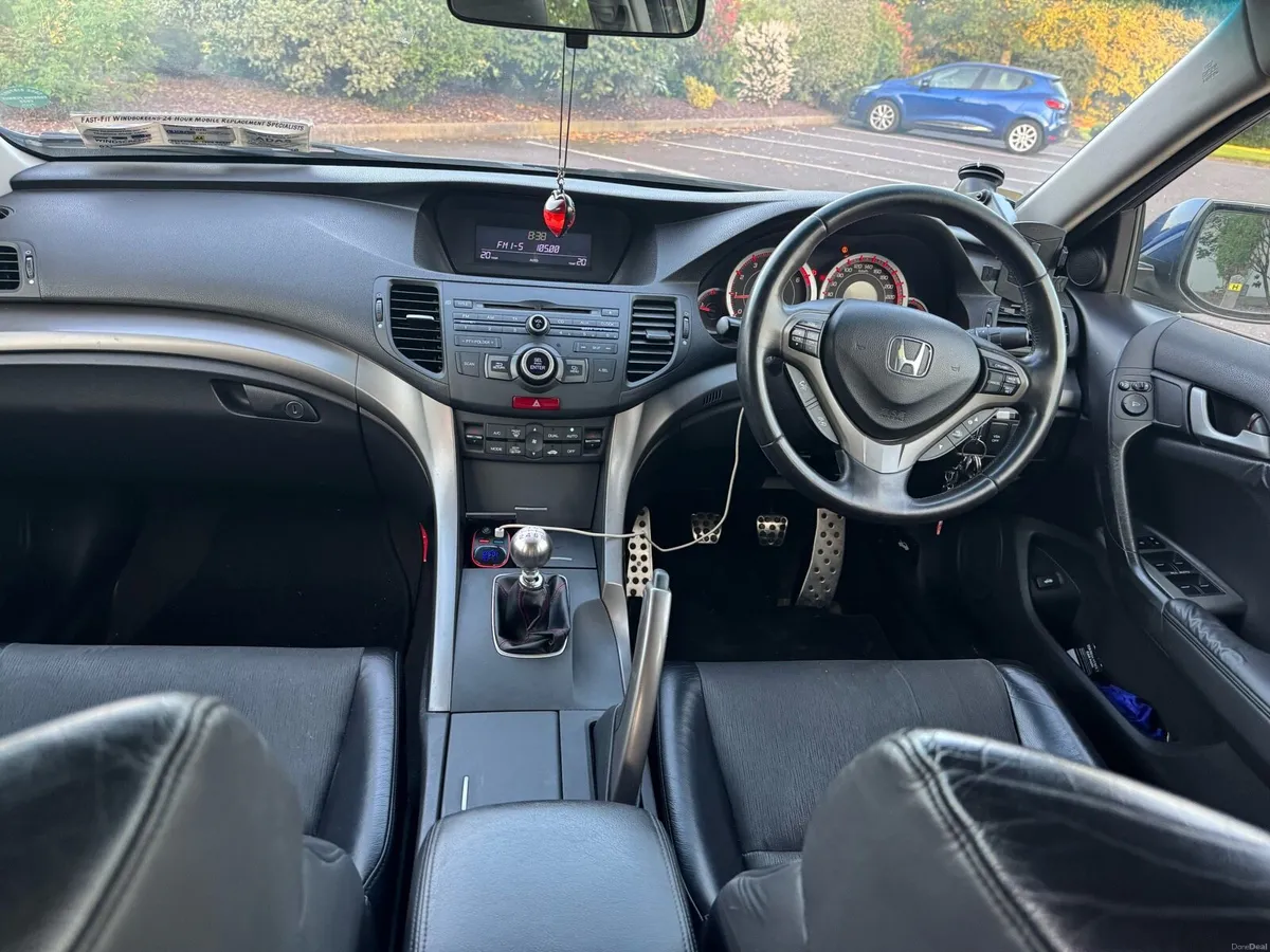 Honda Accord for Sale 2010 - Image 2