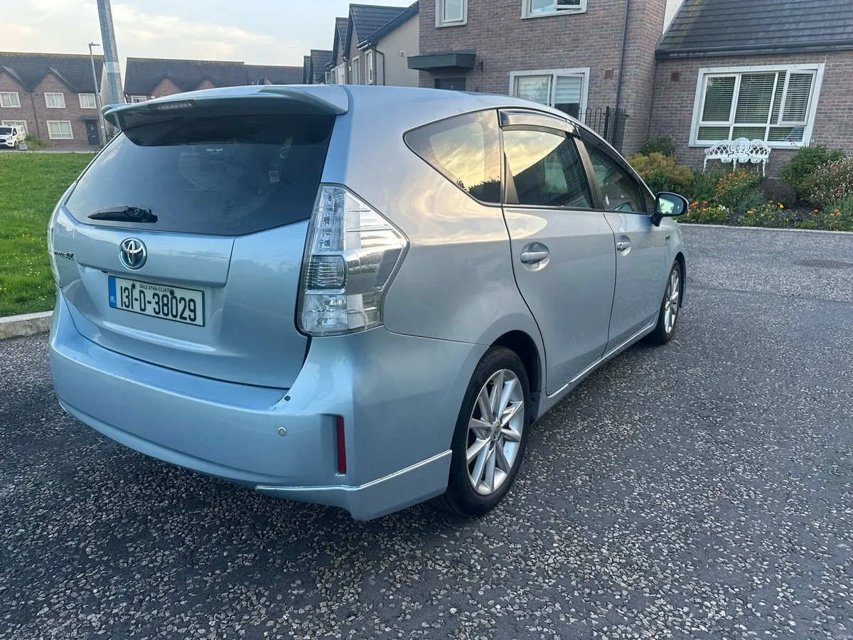 Toyota Prius plus 7 seater automatic hybrid - Image 4