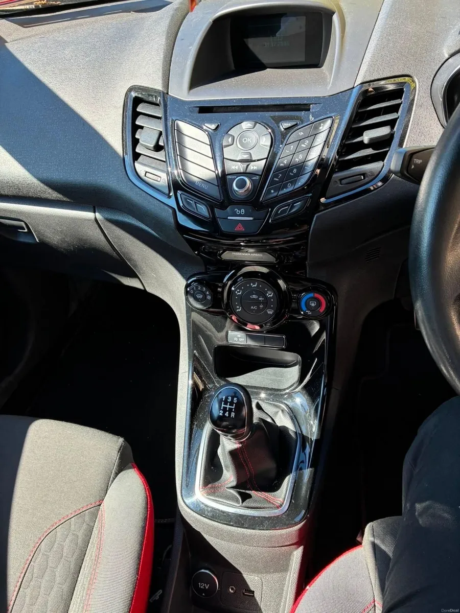 2015 Ford Fiesta Zetec S 140PS - New NCT - Image 6