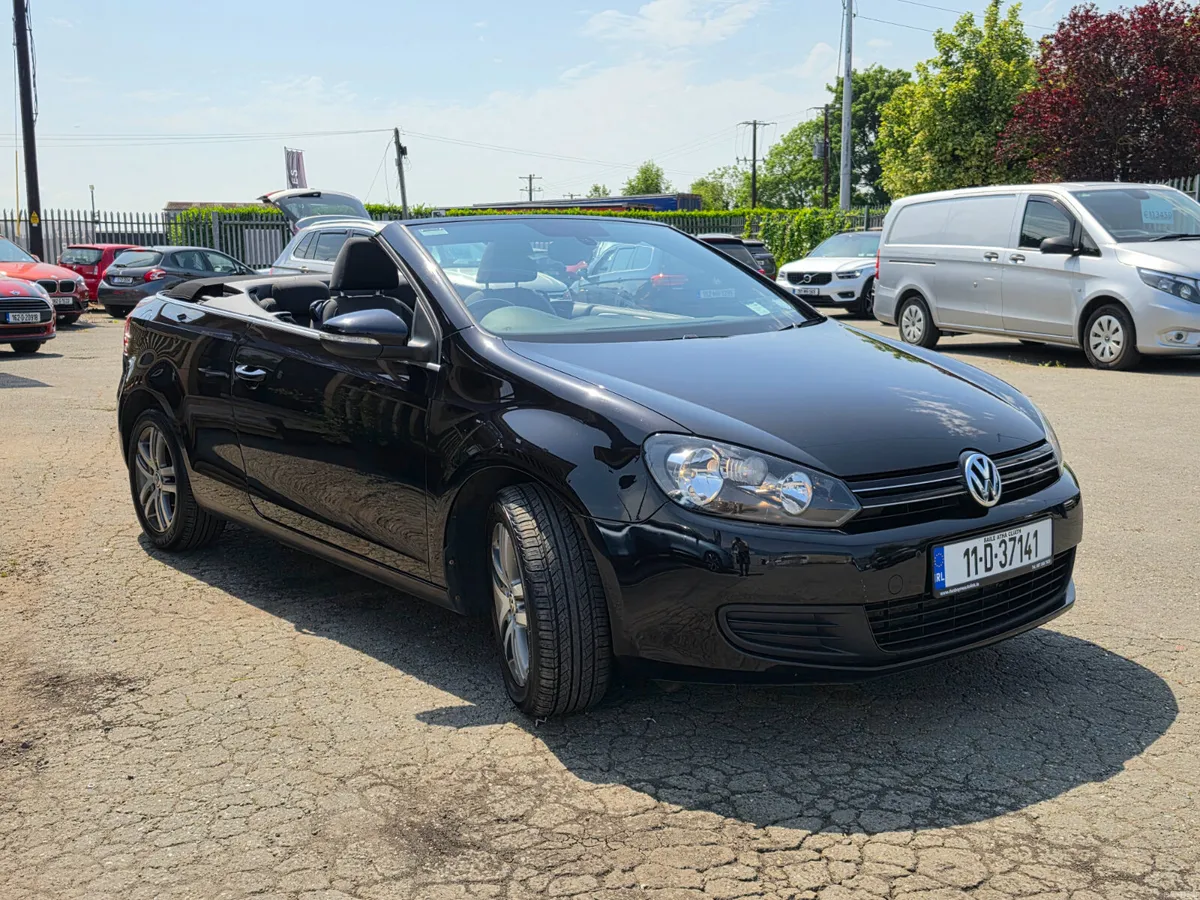 11 VOLKSWAGEN GOLF *CABRIOLET*LOW KMS* - Image 2