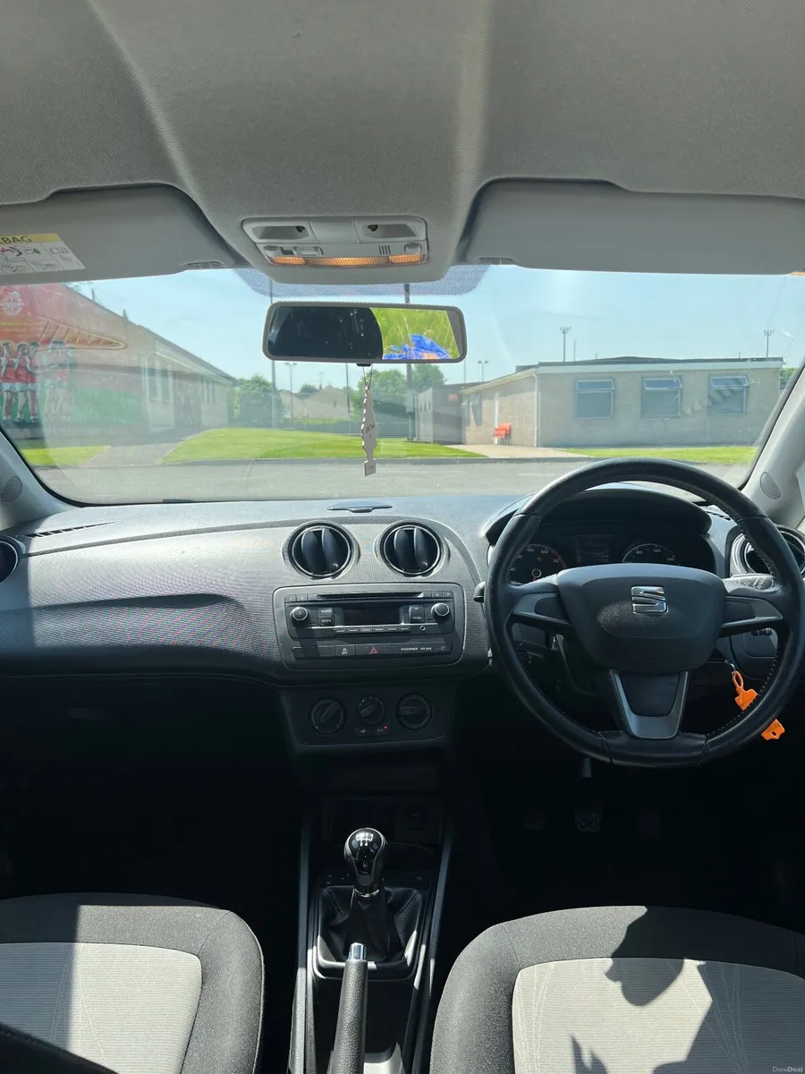 SEAT Ibiza 2015 - Image 3
