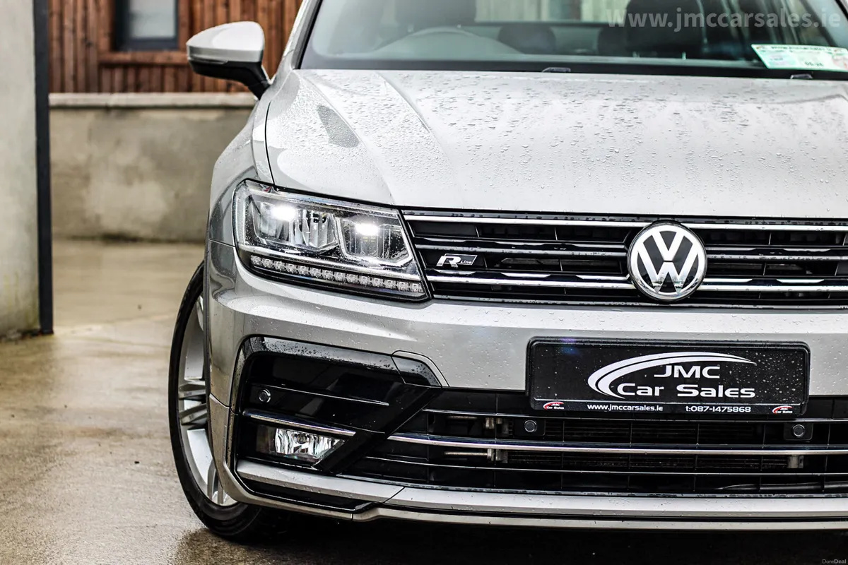 2018 VOLKSWAGEN TIGUAN R-LINE - Image 6