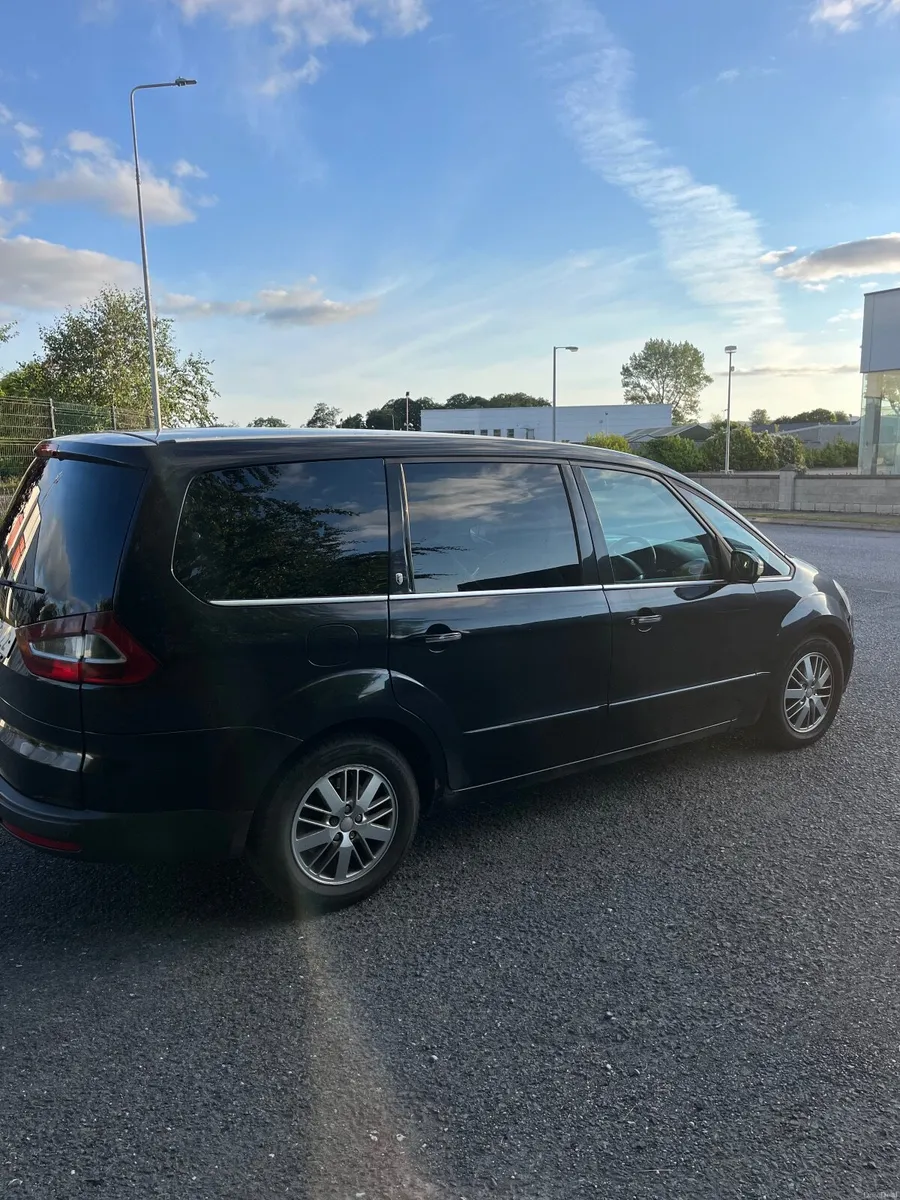 Ford Galaxy 2008 - Image 2