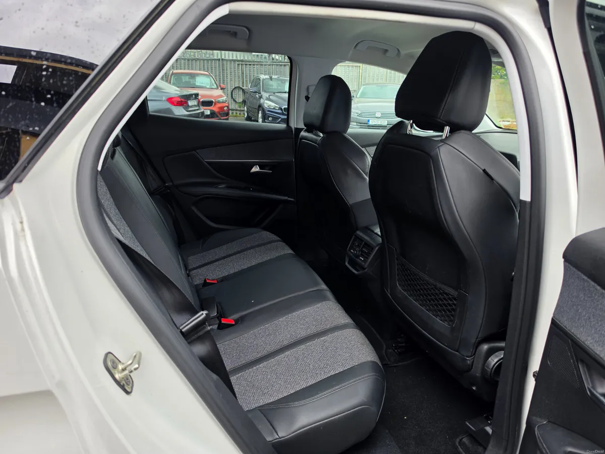 191 PEUGEOT 3008 *1.5d*ALLURE SPEC* - Image 6