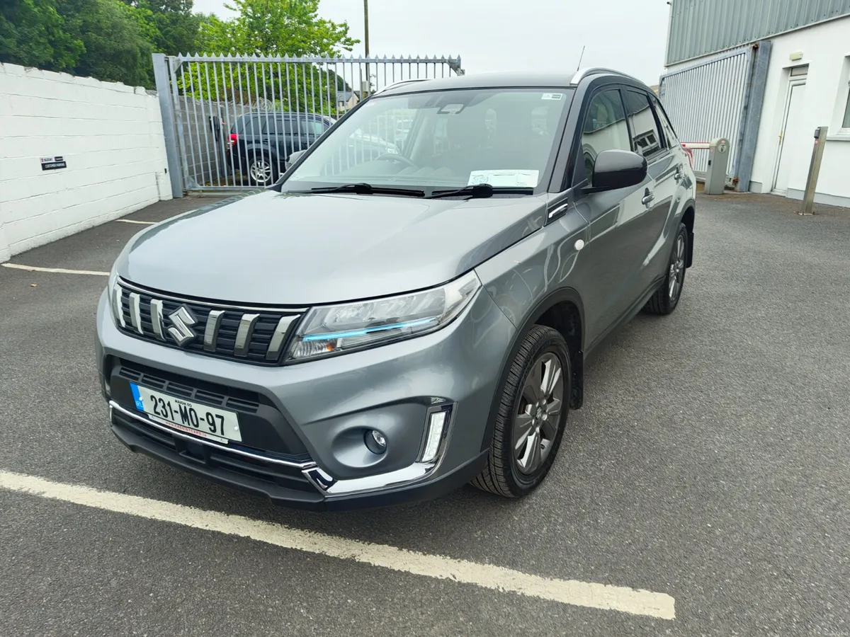 Suzuki Vitara 1.4 Hybrid SZT - Image 4