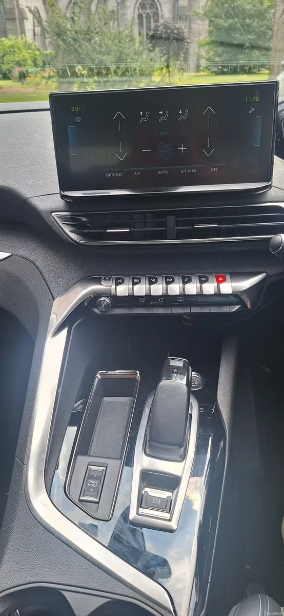 Peugeot 3008 ALLURE - 2022 1.6  Pet Plug-in Hybrid - Image 3