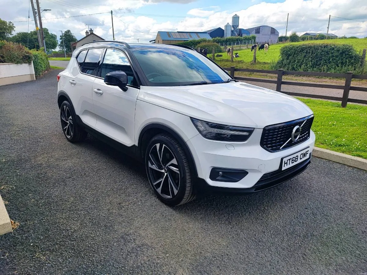 2019 Volvo XC40 2.0 D4 [190] R DESIGN Pro 5dr AWD - Image 3