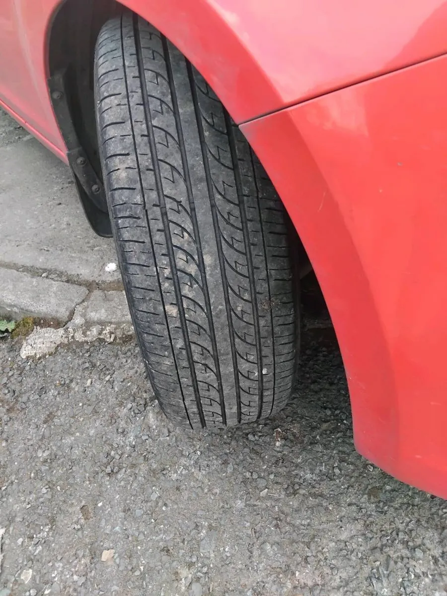 Hyundai i20 diesel Manual - Image 4