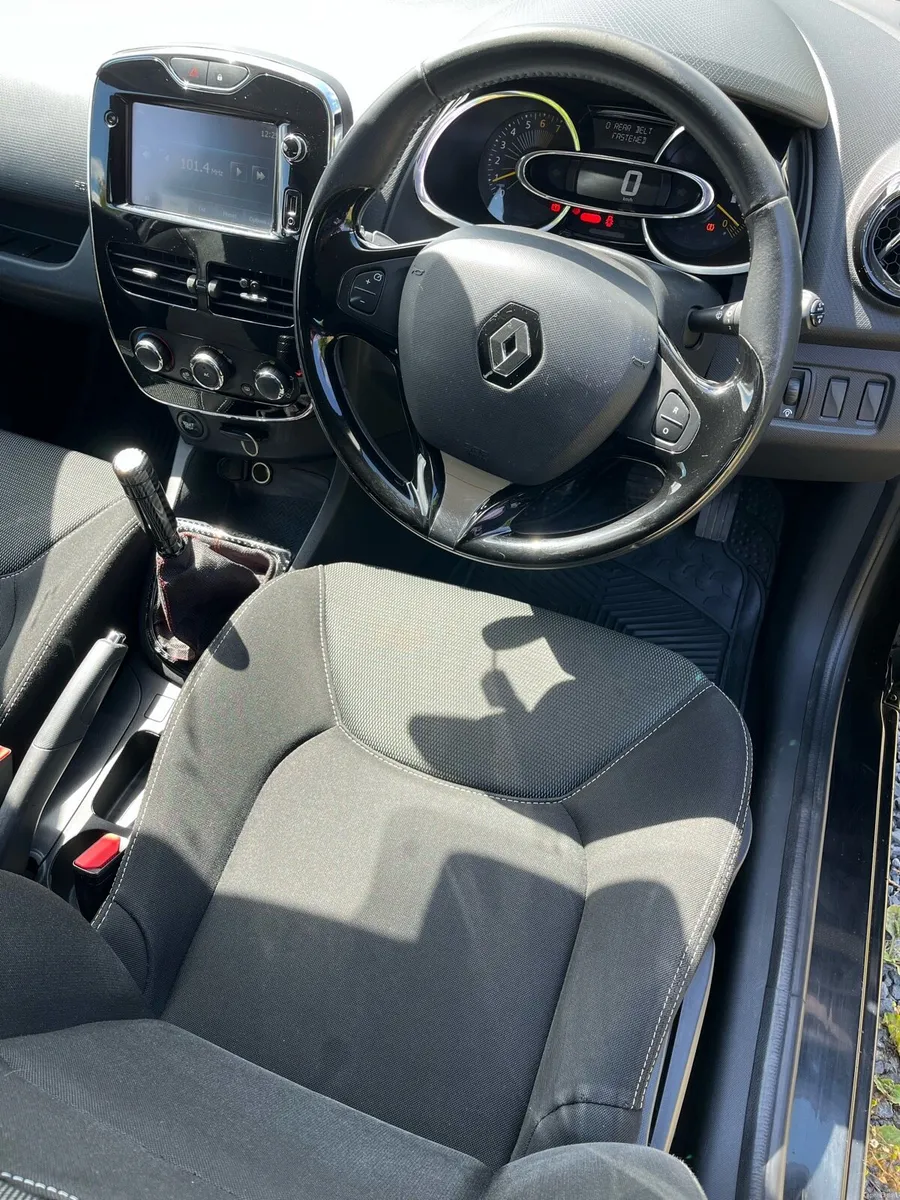 RENOULT CLiO 1,2 petrol - Image 5