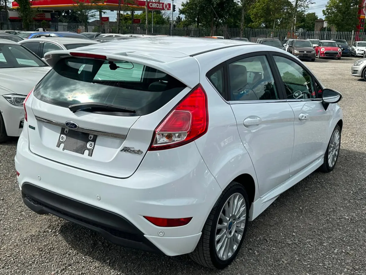 Ford Fiesta 1.0L Automatic Petrol ECO BOOST - Low - Image 4