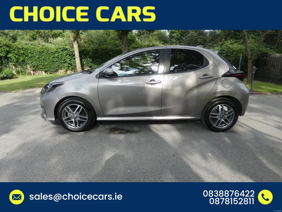 Toyota Yaris 1.5 AUTO HYBRID NEW ALLOY WHEELS - Image 3