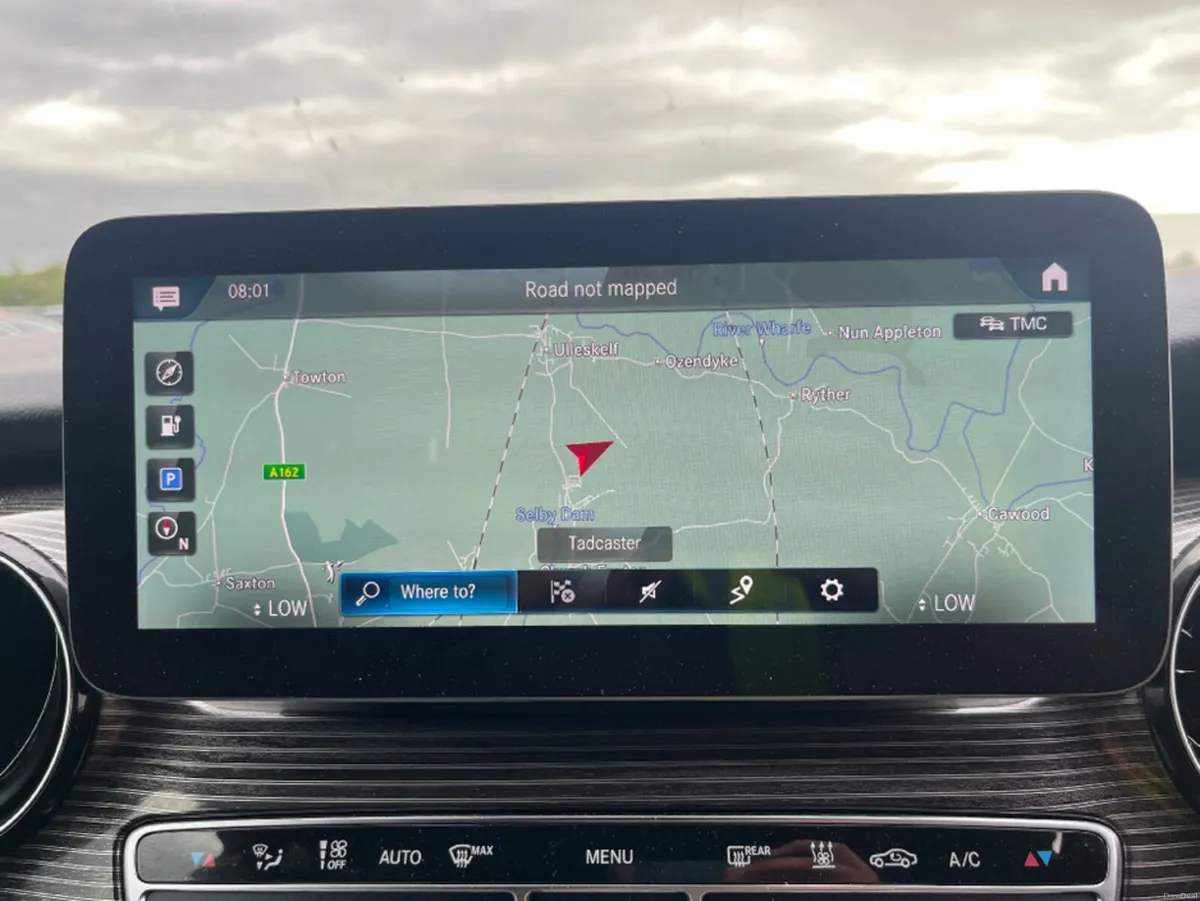 Mercedes-Benz EQV 300 SPORT PREMIUM + PLUS - Image 2