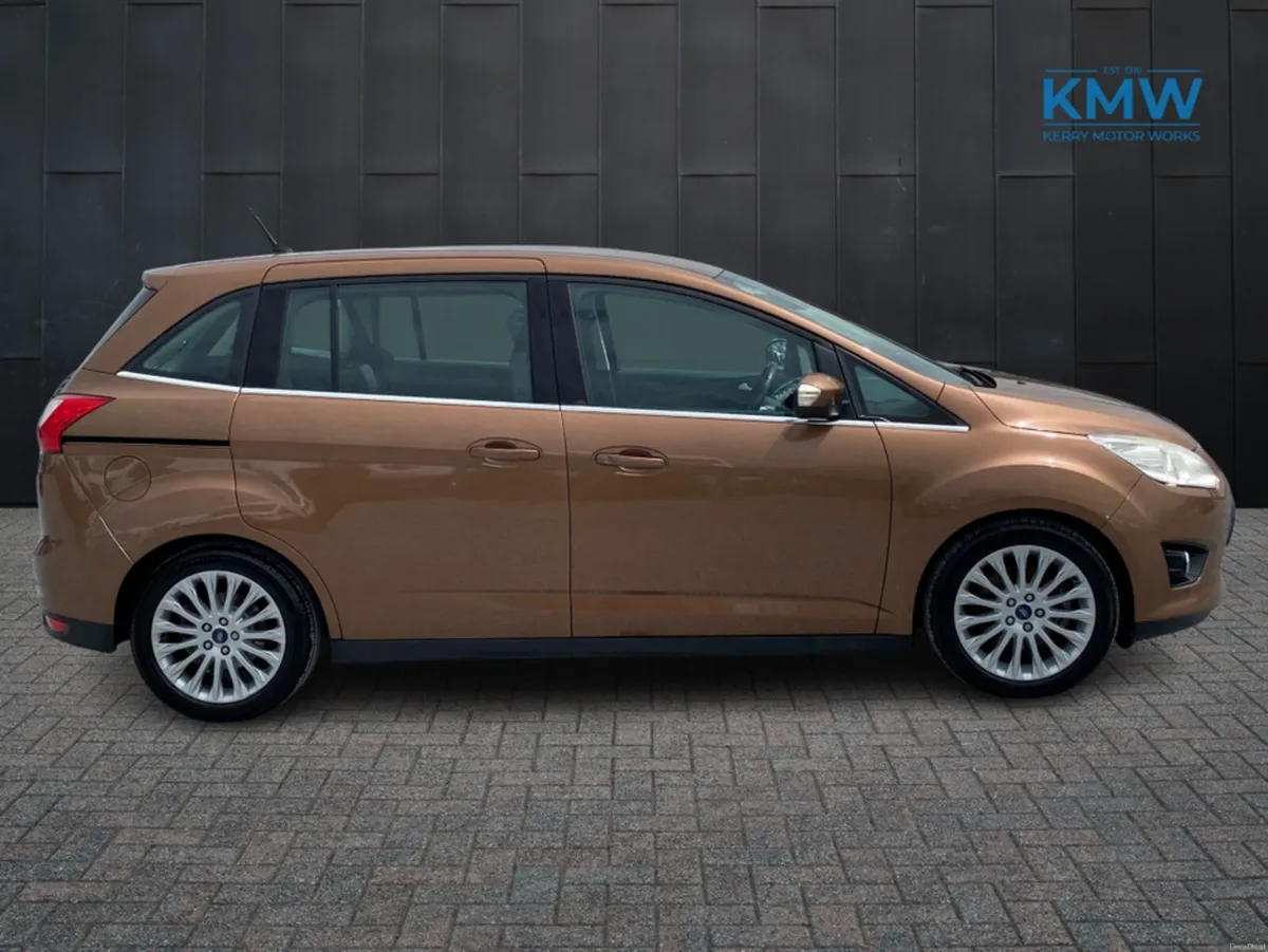 Ford Grand C-Max 2.0 TDCI Titanium 7 -Seater - Image 4