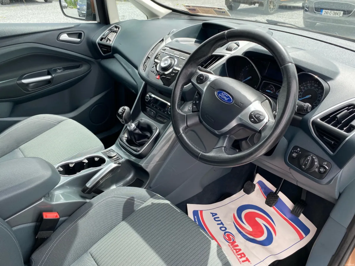 Ford Grand C-Max 2.0 TDCI Titanium 7 -Seater - Image 6