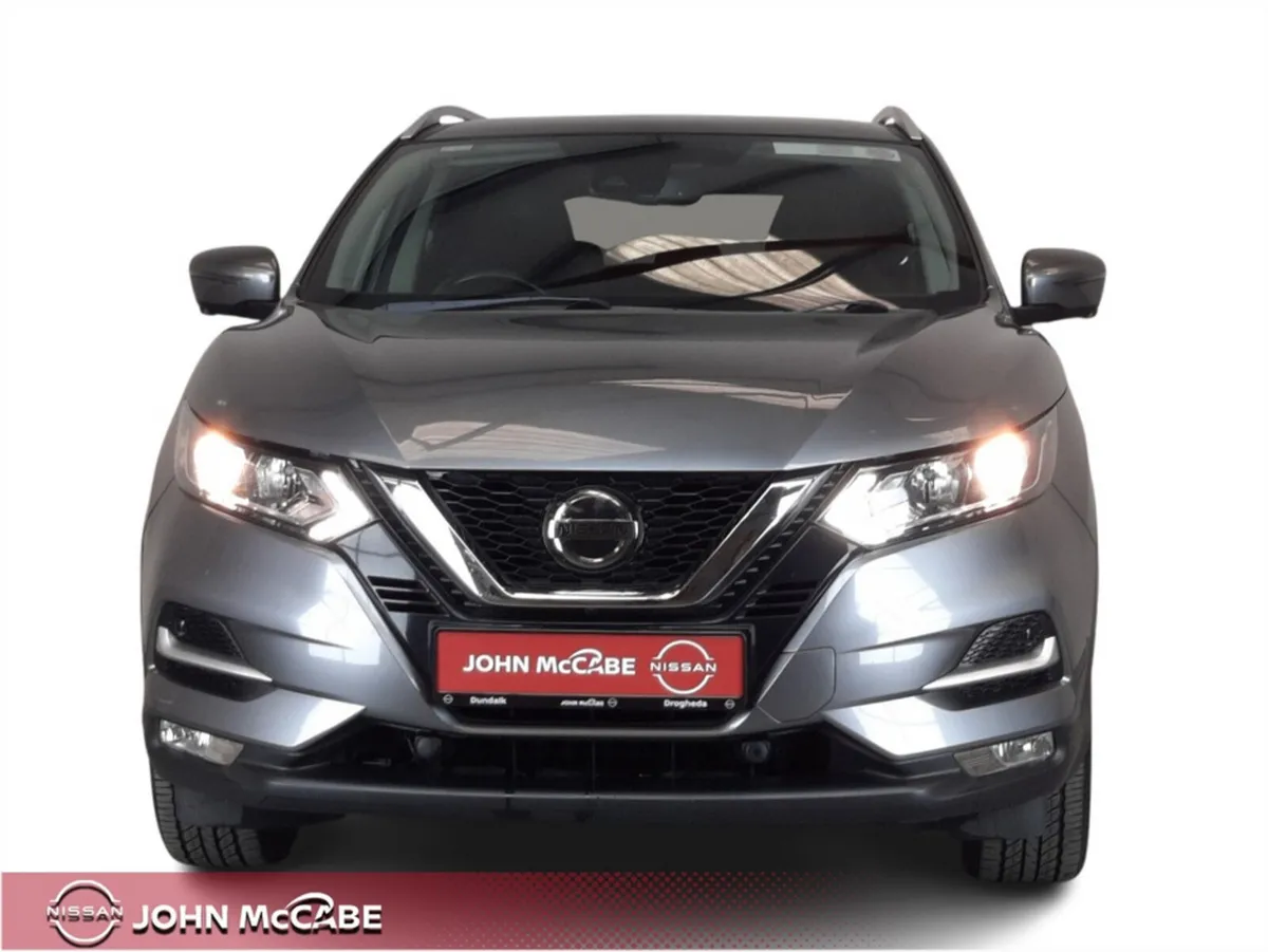 Nissan Qashqai 1.5 DSL SV PREMIUM MANUAL *RETAIL P - Image 2