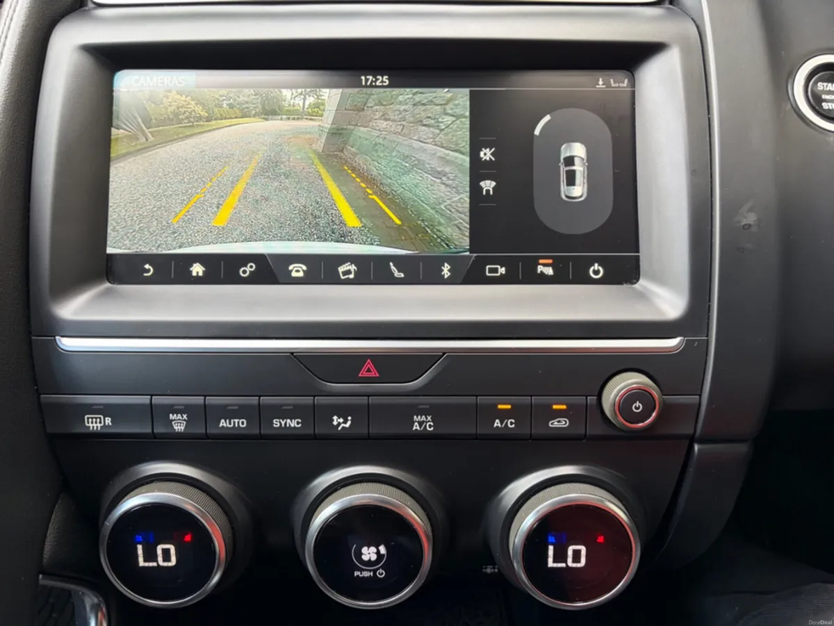Jaguar E-Pace 18MY 2.0 D 150PS FWD 5DR**//**NEW TI - Image 6