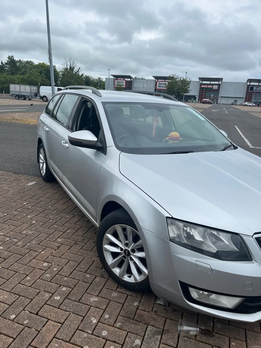 Skoda Octavia estate - Image 1