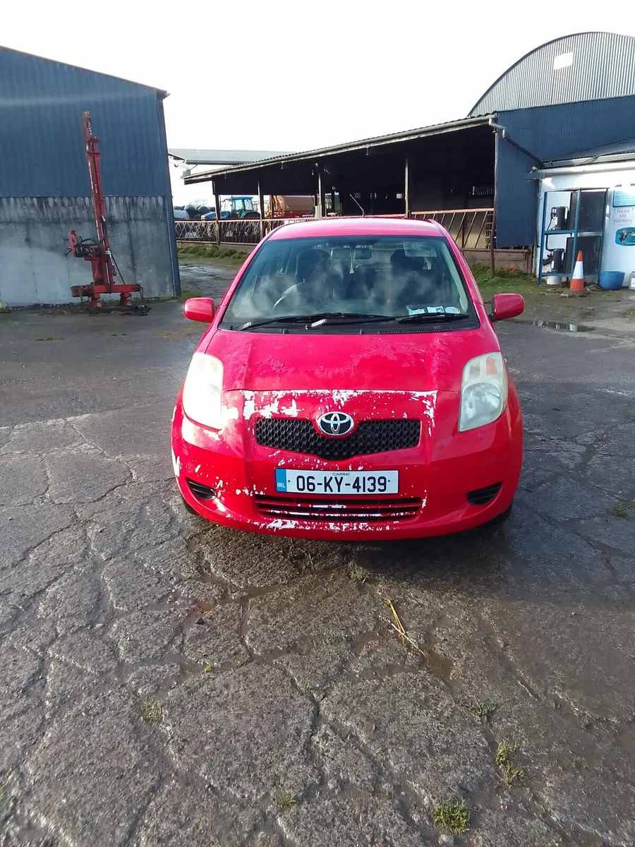 Toyota yaris - Image 3