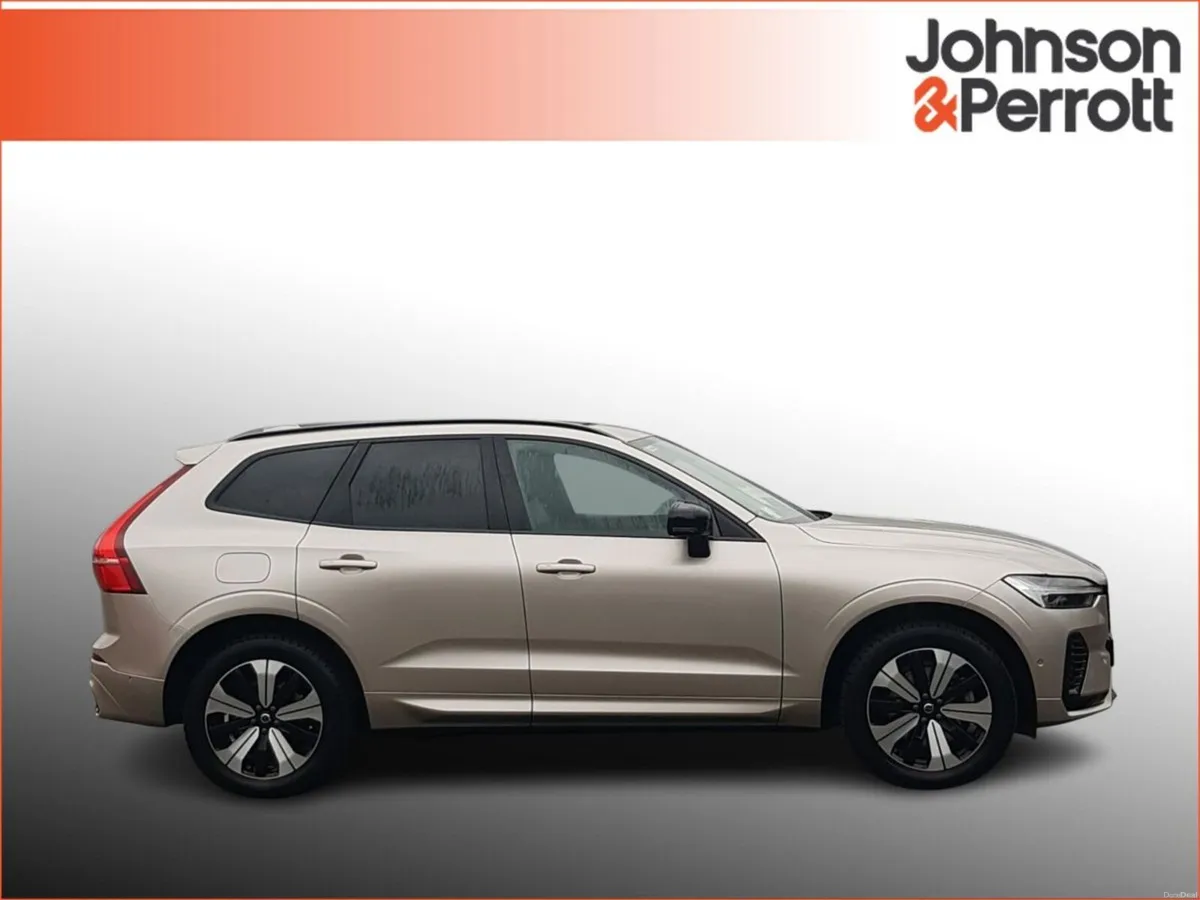 Volvo XC60 T6 350hp AWD PHEV Plus Dark (Two Year V - Image 5