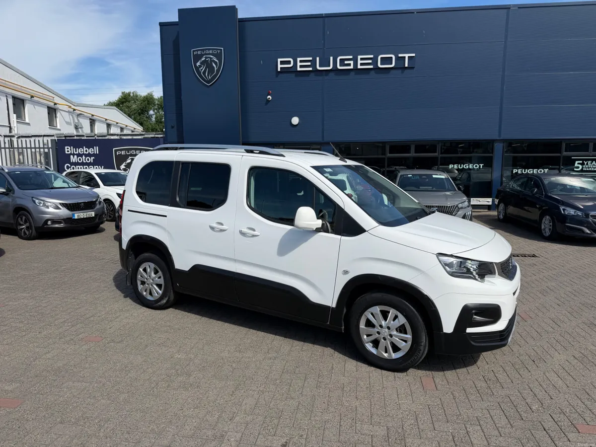 2022 Peugeot Rifter Allure 1.5 d - Image 2