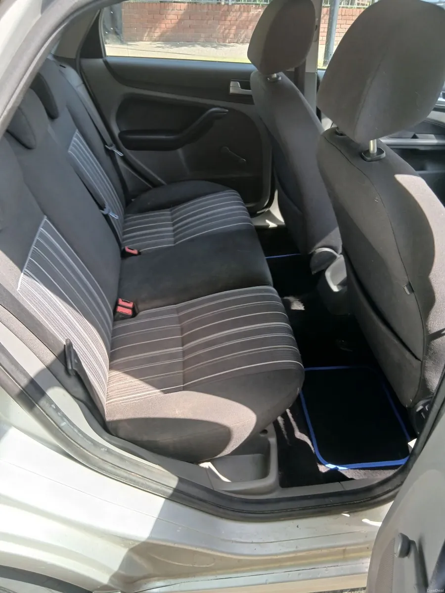 Ford Focus 2008 - Image 2