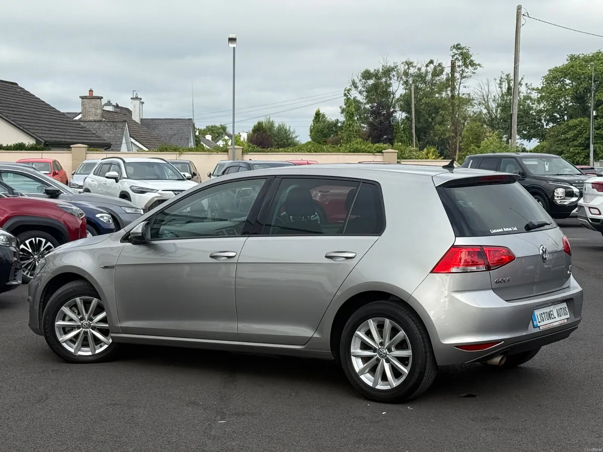 151 VW GOLF LOUNGE 1.2 PETROL AUTOMATIC 105BHP - Image 3