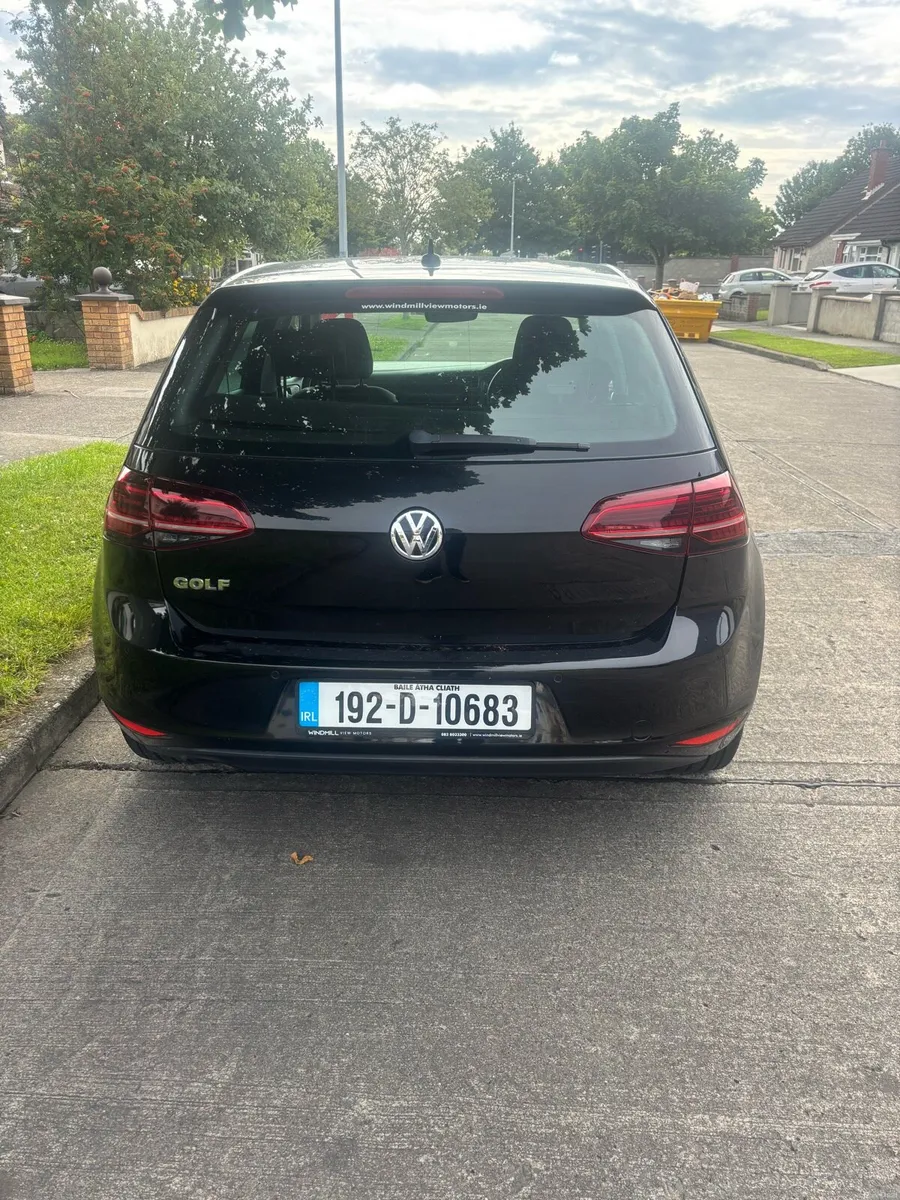 Volkswagen e golf - Image 3