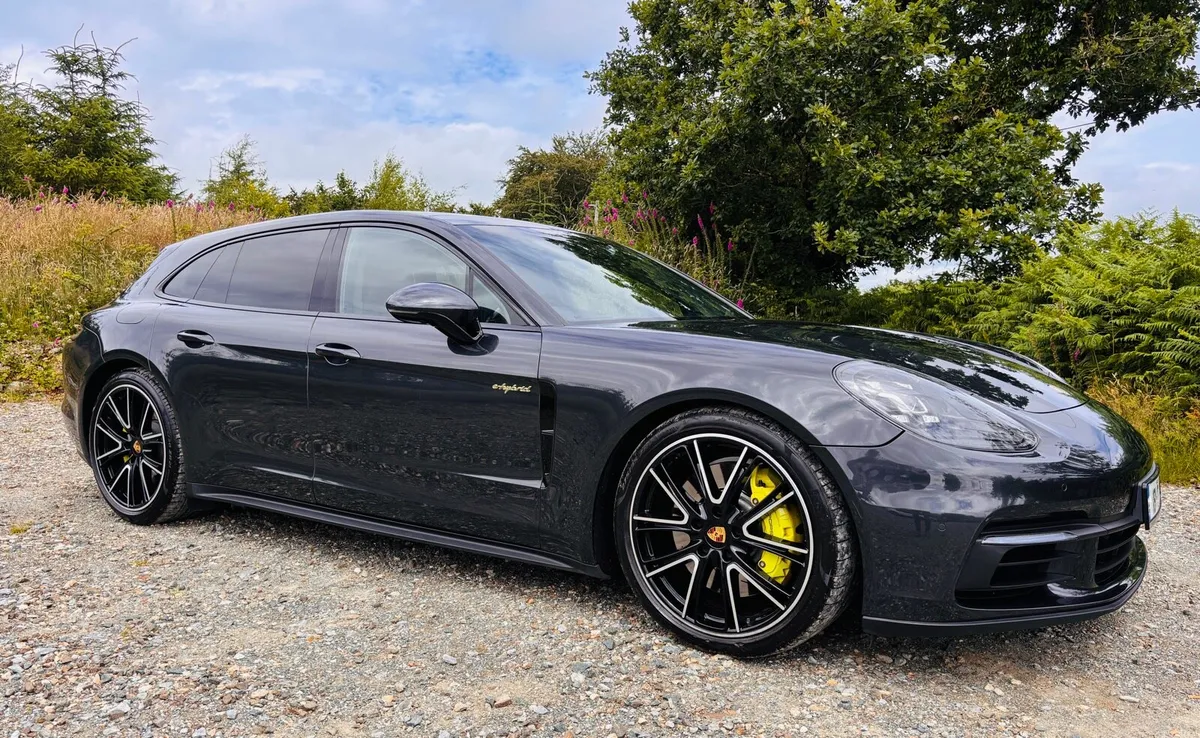 Porsche Panamera Sport Tourismo - Image 4