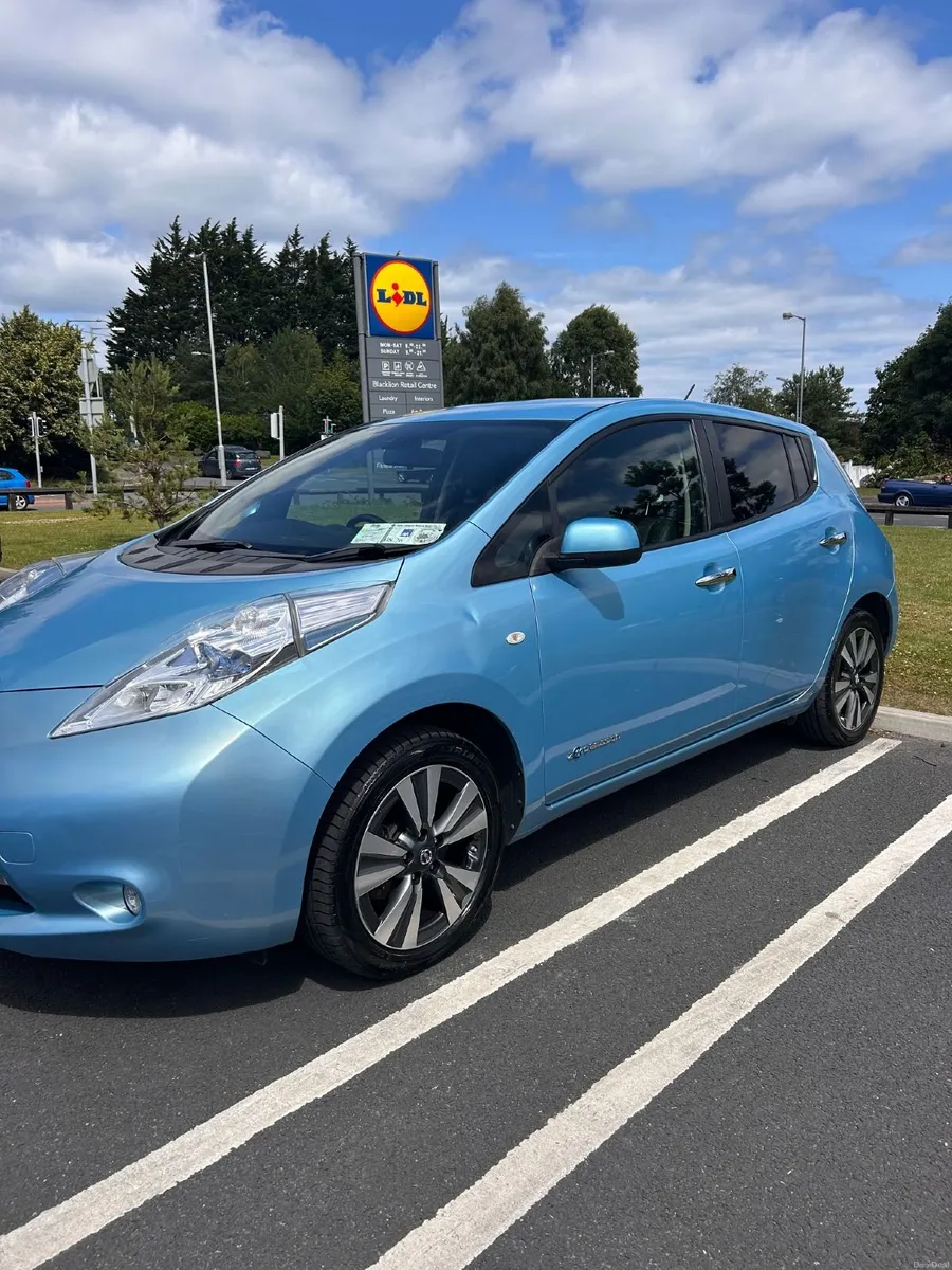 Nissan Leaf  E Tekna 5 Door 2015 - Image 4