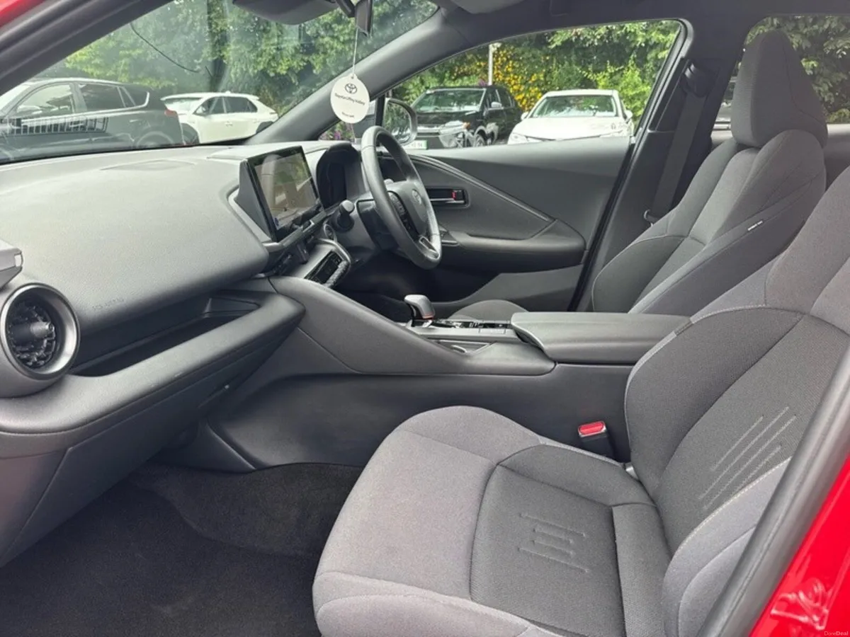 Toyota C-HR C-HR HYBRID SPORT+ - Image 6