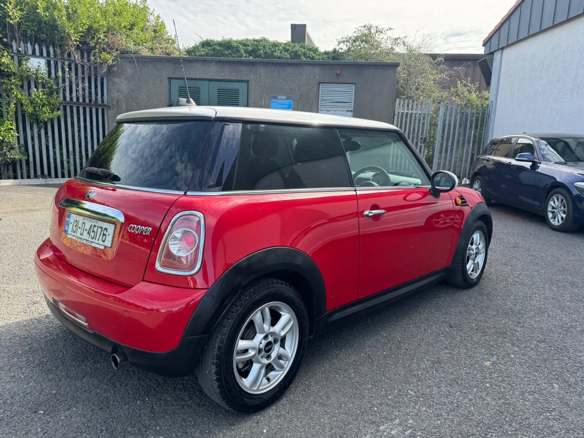 Mini Cooper 2013 Automatic 1.6 Petrol - Image 4