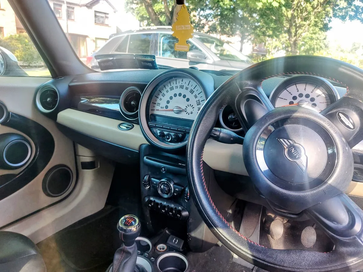 Mini Cooper R56 2013 New NCT, clutch, batt, tyres, - Image 6