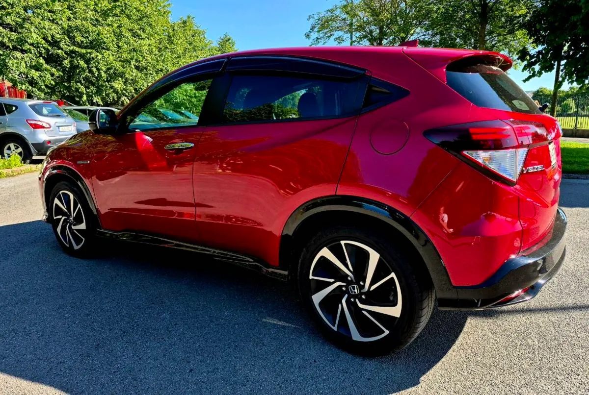 Honda Vezel RS - Image 6