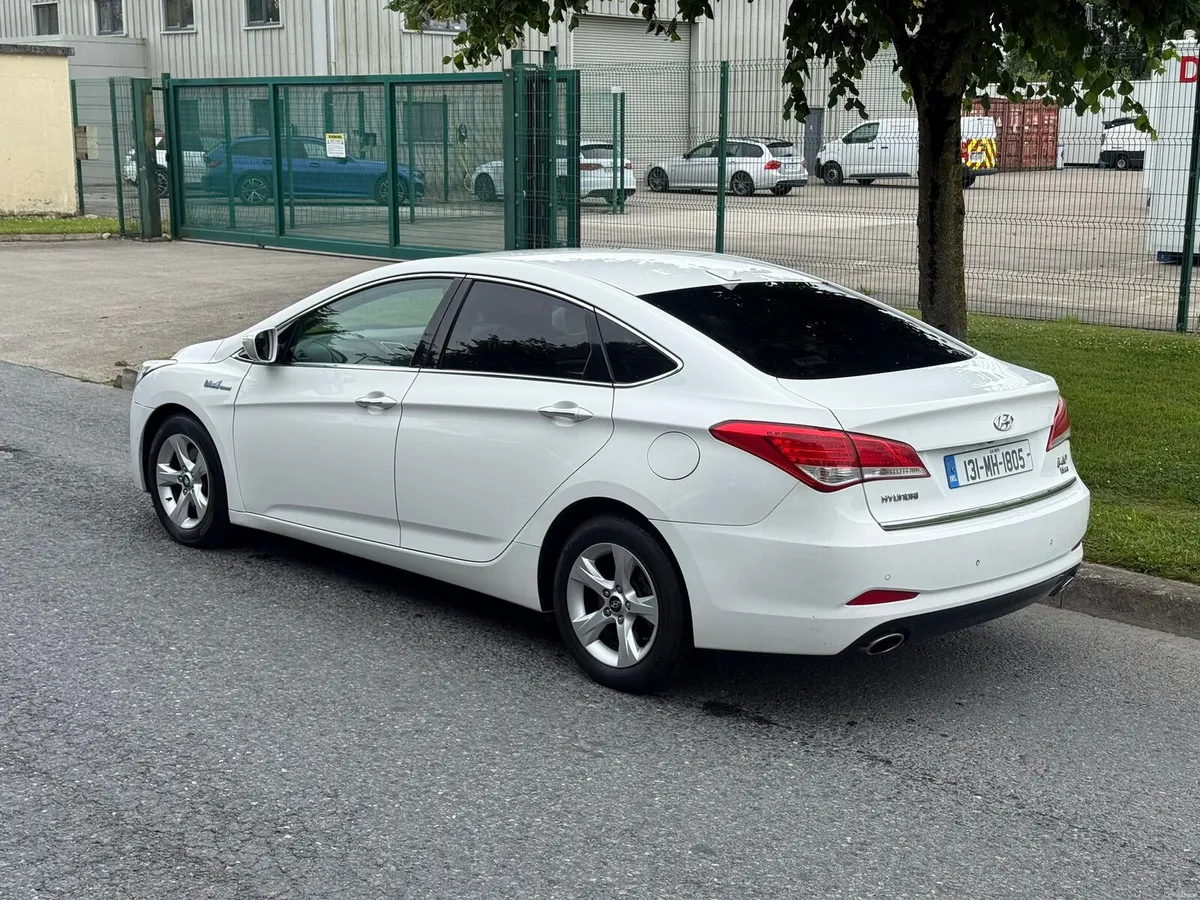 Hyundai i40 New NCT €2500 no offers - Image 5